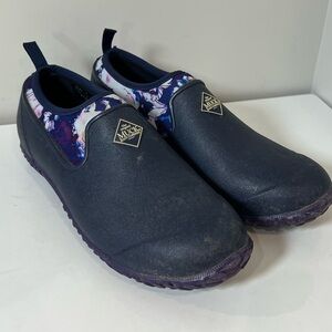 Women’s Original Muck Boot Company Navy and Purple Rain Garden Clog Boots Shoes